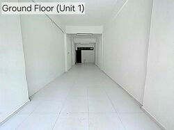 Crawford Court (D7), Retail #553532721